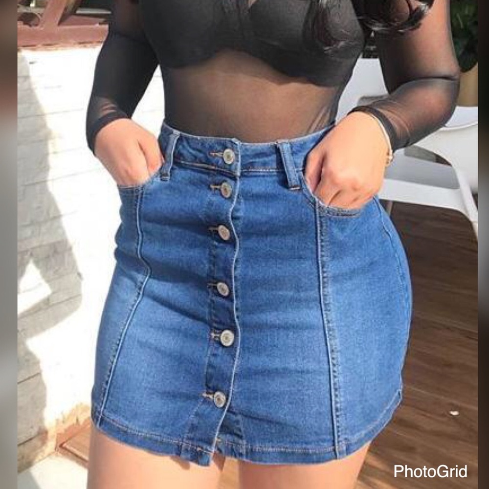 Button Jean skirt
